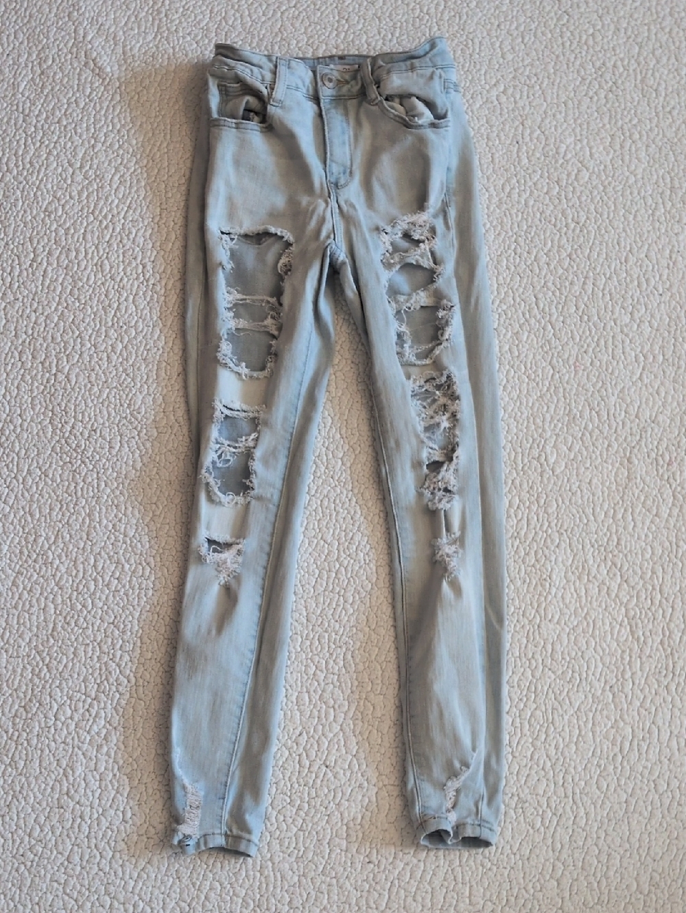 Rue21 Distressed Destroyed Light Acid Washed Mid-rise Frayed Ankle Skinny Jeans